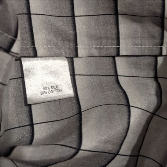 Tucker The Classic Blouse Gray Area in Silk Cotton Plaid Motif Striped Smock - Picture 6 of 9